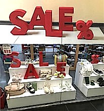 Оформление витрины , объемные буквы- пеноплекс